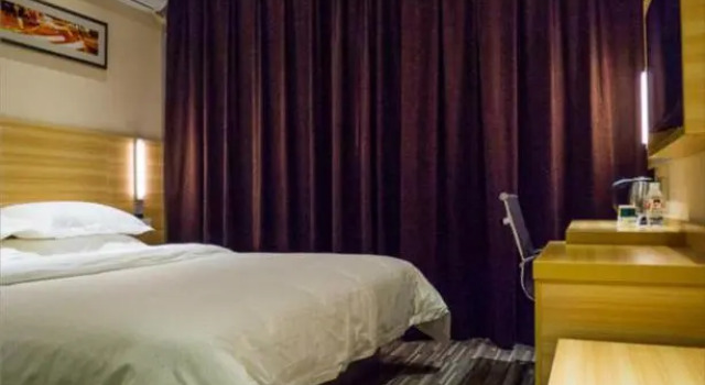 City Comfort Inn Wuhan Duoluokou Market, Boek Hotel Hotels in Wujiashan met parkeren, Parkeren