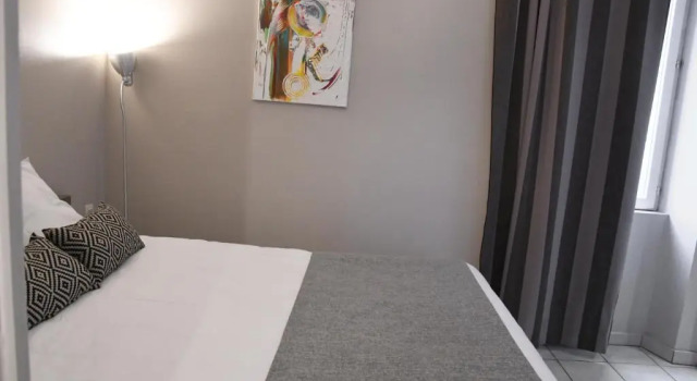 LE 139 carcassonne, Book Hotel Hotels in Aude with Breakfast, Breakfasts