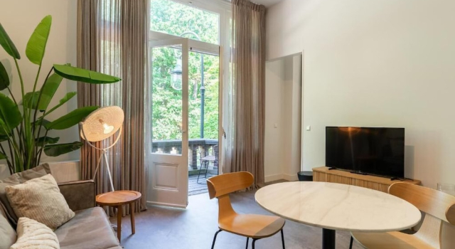 Апартаменты с балконом Utrecht City Apartments - Maliesingel