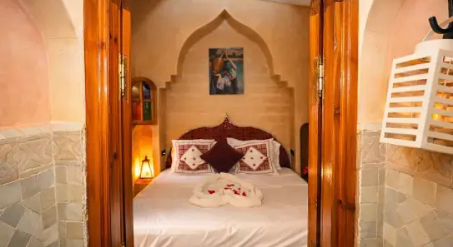 Camera Standard Riad 16 Dar and Pool