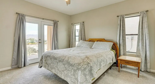7 Mi to Golf: Mtn-view Retreat in Bullhead City