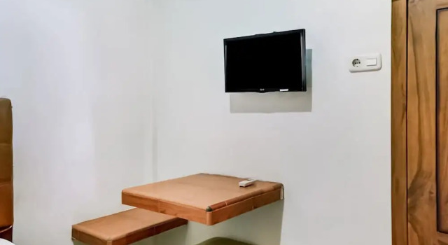 Номер Standard OYO Life 91160 Wisma Srijaya Syariah