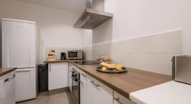 Le Classy - 2br w AC - Confort and style at the heart of Nice Welkeys, Забронировать Отель Ницца Приморские Альпы, рядом с Набережная Соединенных Штатов