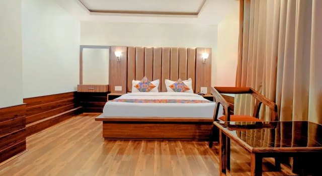Номер Deluxe FabHotel Prime Royal Park