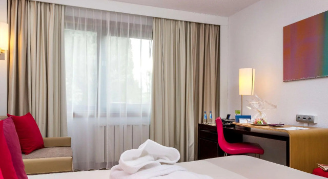 Двухместный номер Standard Novotel Warszawa Airport