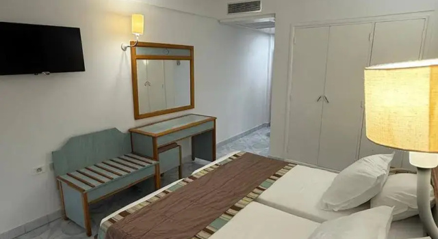 Treehouse Sousse, Rezerwuj Hotel Hotele w Sousse z basenem, w pobliżu Sousse Great Grand Mosque, Basen
