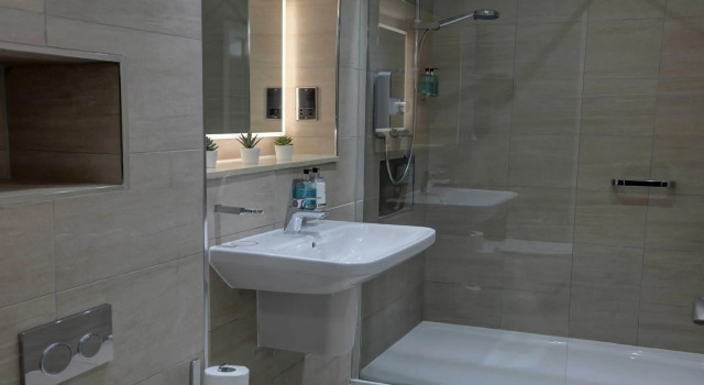Трёхместный номер Deluxe The Lord Street Hotel; BW Signature Collection