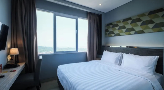 Deluxe Double room with city view Clove Hotel Bandung