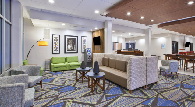 Holiday Inn Express Auburn Hills South by IHG