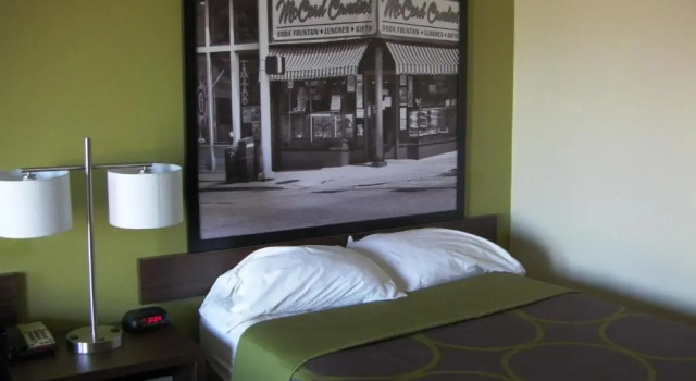 Одноместный номер Super 8 by Wyndham Lafayette