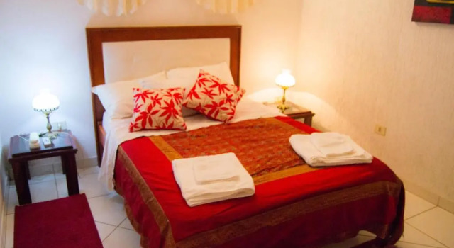 Люкс Hotel & Restaurante Guarania