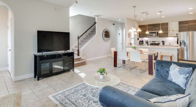 Golf, Dine & Unwind Poolside! Haines City Getaway, Book Feriehus Villaer i Florida, Villa