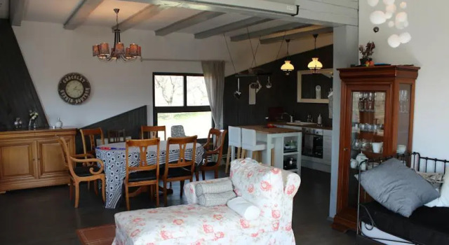 Casa Magura, Book Hotel Pestera Brasov