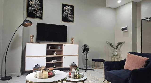 Modern and Cozy 1BR Unit at The Bolton Rosebank, Забронировать Апартаменты/квартира Апартаменты Йоханнесбург, Апартаменты/квартира