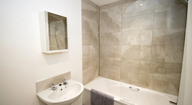 Апартаменты Deluxe Pretty Properties Grange House Apartment 5