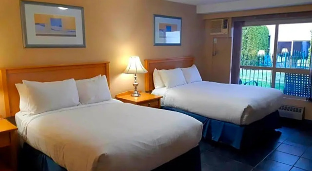 Номер Standard Hilltop Inn - Salmon Arm