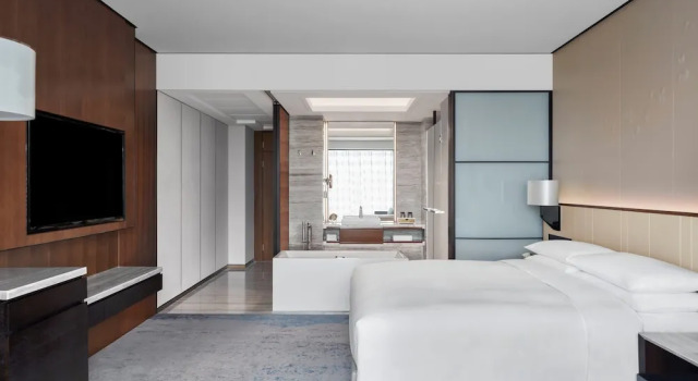 Номер Executive Shanghai Marriott Hotel Pudong South