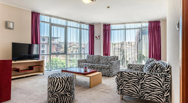 Hotel Noris