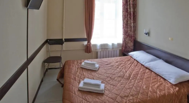 Bridge Inn Cozy Triple room