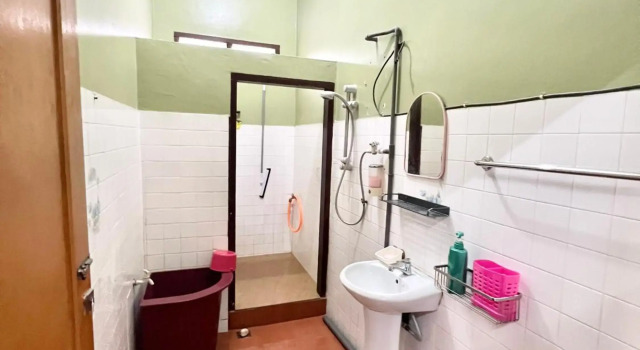 Teratai Homestay Batu Buruk, Rezervovat Hotel Hotely v Terengganu s parkováním, Parkování