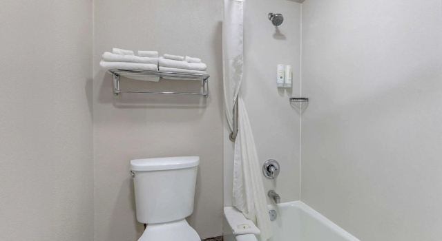 Двухместный номер Standard Quality Inn Kettleman City near Hwy 41