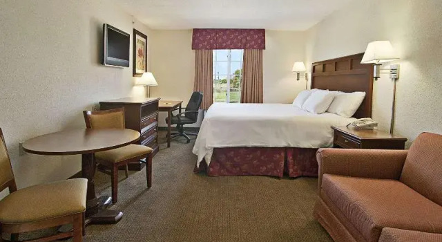 Номер Standard Super 8 by Wyndham Bowling Green North