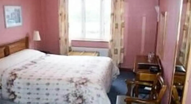 Corrib Haven Guesthouse, Забронировать Отель Отели Голуэй с парковкой, Парковка