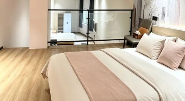Семейный люкс Rest Hotel （Daguang City Garden Store）