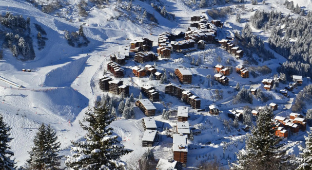 Hilltop Apartment in Méribel with Balcony to enjoy Views, Забронировать Апартаменты/квартира Мерибель-ле-Альё Лез-Аллю, рядом с Гондольный подъемник Платьер