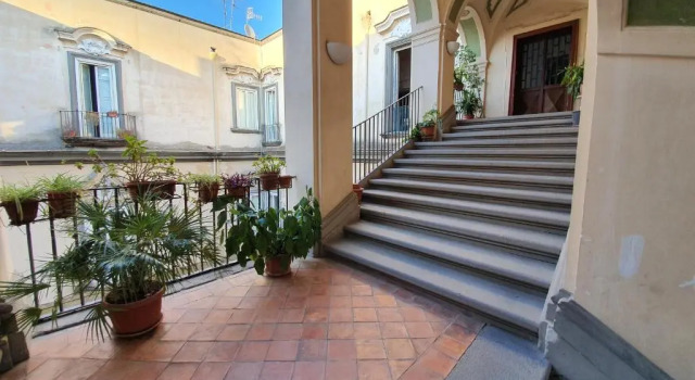 The Spanish Palace, Suites, Rooms, Apartments & Terraces, Забронировать Апартаменты/квартира Апартаменты Неаполя, рядом с Accademia di Belle Arti di Napoli, Апартаменты/квартира