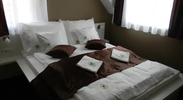 Hotel Pálma, Забронировать Отель Ньирбатор Сабольч-Сатмар-Берег