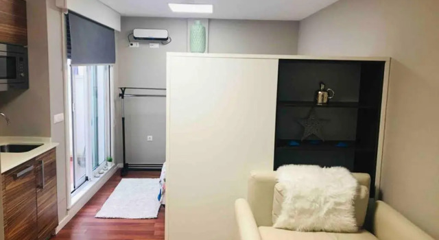 Loft con entrada autónoma/terraza/wifi en Centro