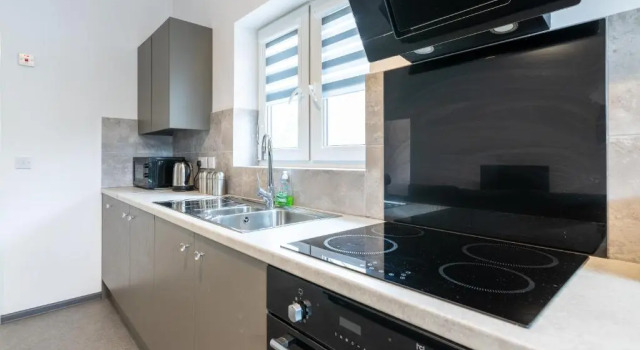 The Eldern - Spacious, Netflix, free Parking, close to A1