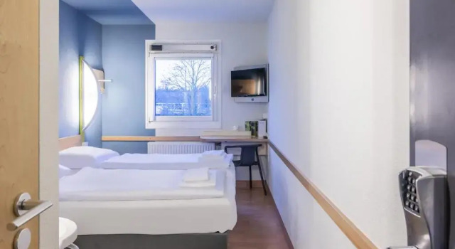 Двухместный номер Standard B&B Hotel Mannheim-Friedrichsfeld