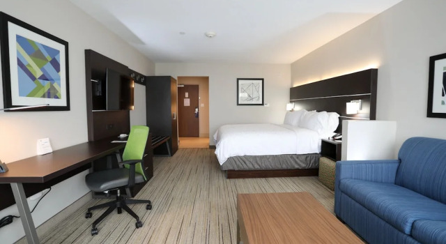 Двухместный люкс Holiday Inn Express & Suites Forney