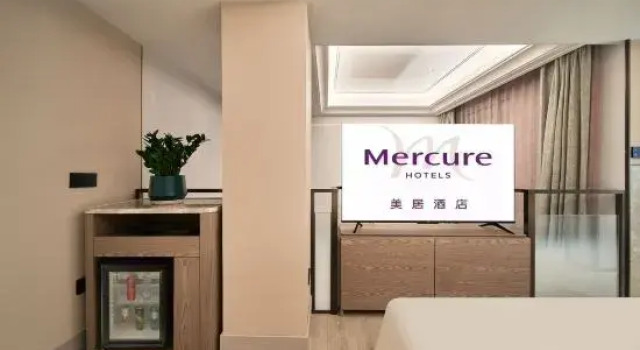 Люкс Отель Mercure Beijing Tongzhou Global