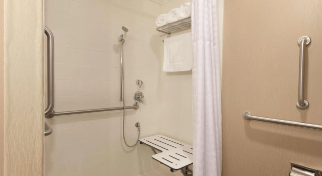 Двухместный номер Standard Hilton Garden Inn Falls Church