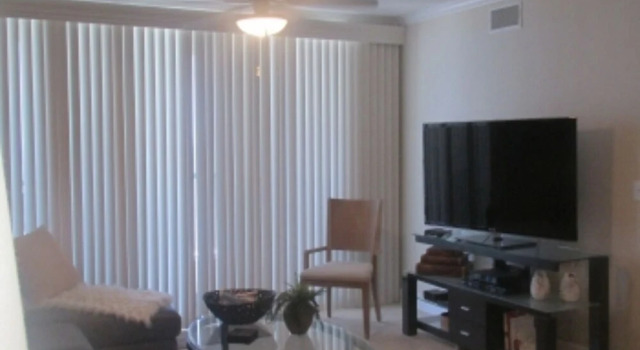 Oceanfront Balcony  - 2 BR 2 BA - Di Mucci Twin Towers 1107, Забронировать Отель Дейтона-Бич Daytona Beach Area, рядом с Пресвитерианская церковь Westminster By The Sea