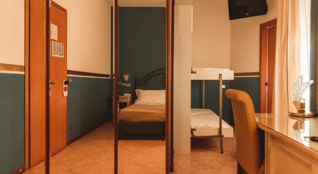 Семейный номер Standard Hotel Benacus
