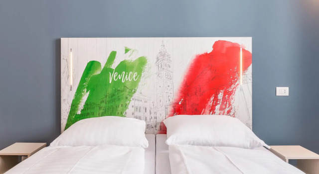 Одноместный номер Отель a&o Hostel Venezia Mestre