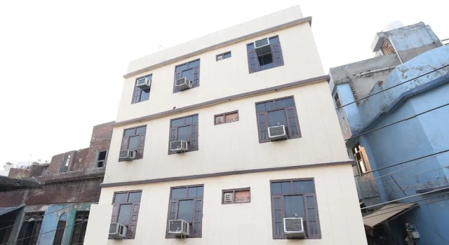 OYO 24333 Hotel Sartaj Inn, Book Hotel Amritsar Punjab