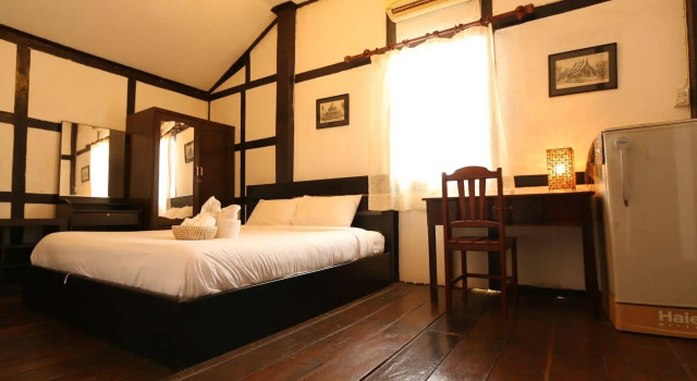 Villa Lao Traditional House