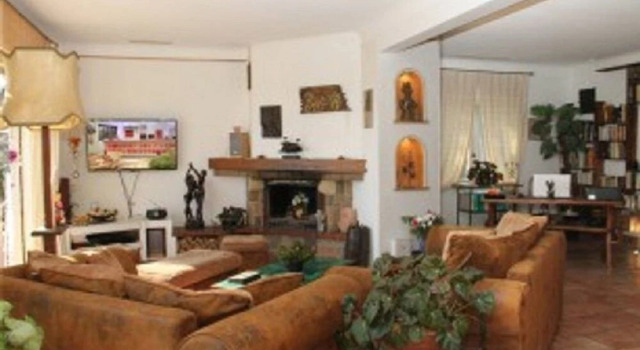 Villa Twenty, Забронировать Вилла Манделье-ла-Напуль Mimosa Road