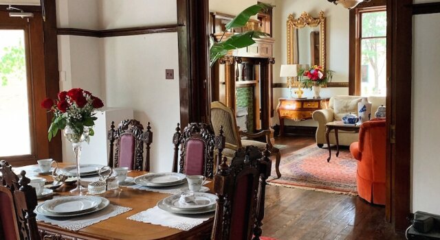 Laredo Mansion, Брондау Қонақ үй Ларедо Техас, San Augustin Plaza жанында