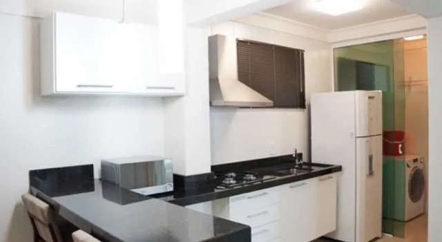 Апартаменты c 1 комнатой с балконом Aluguel Apartamento 1 quarto Summer Beach 076A