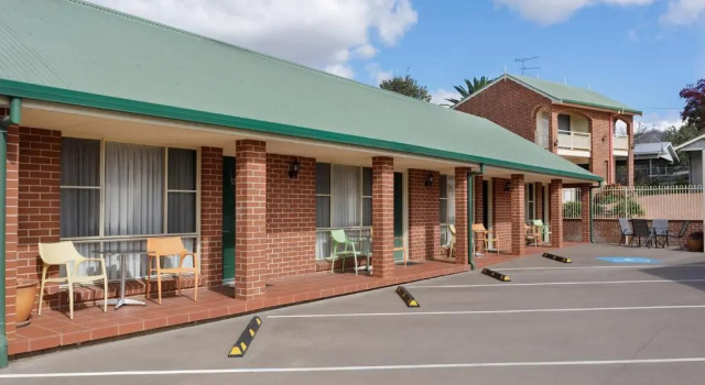 Коттедж с 2 комнатами Roseville Motel and Apartments