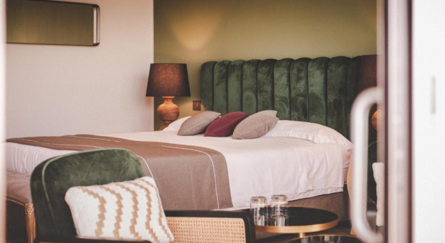 Номер Standard Relais Almaranto