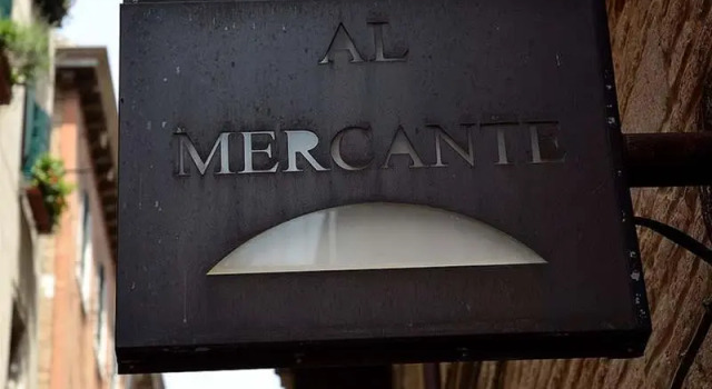 Alloggi al Mercante, Забронировать Отель Сан-Поло Венеция, рядом с Accademia Bridge