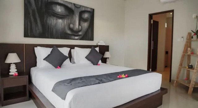 Вилла Villa 66, 5 min walk to Double 6 beach