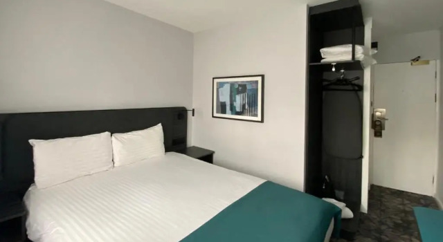 Двухместный номер Superior Normandy Hotel